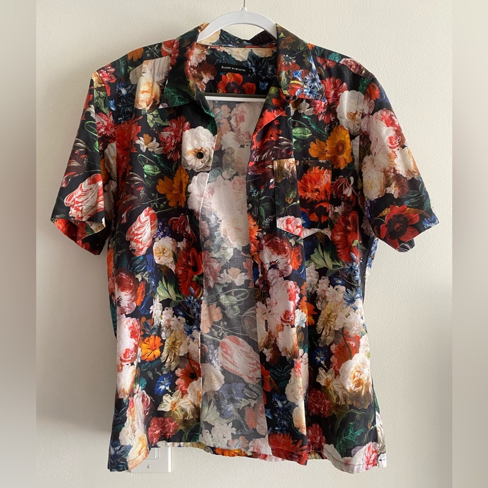 RAISED BY WOLVES IN BLOOM SHIRT SIZE L
